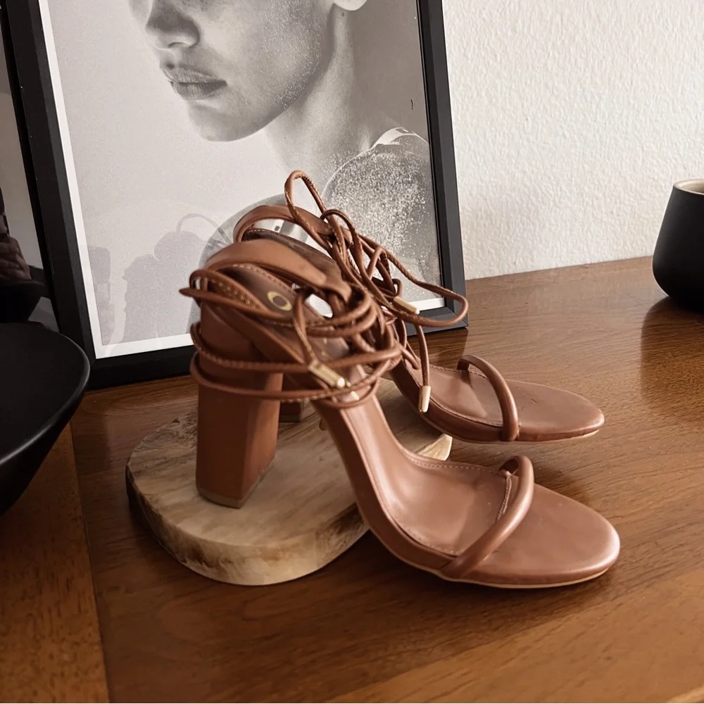 TAN STRAPPY HEELED SANDAL - Picture 5 of 5
